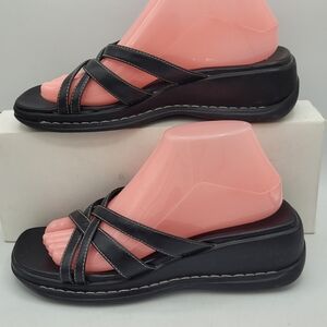 Curfew black leather 2.25" wedge slide sandals W/ criss-cross straps Size 7.5